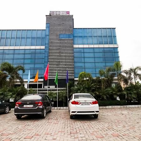 La Silver Leaf Nawāshahr Exterior foto